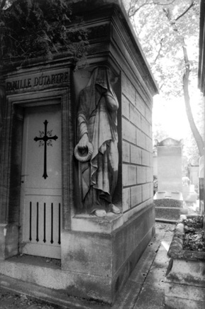 Père Lachaise Cemetery, 1997